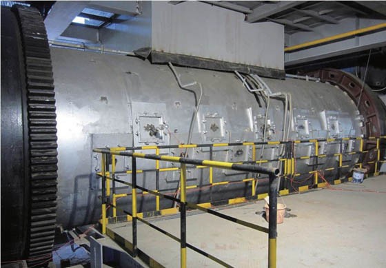 W020241119529335812720